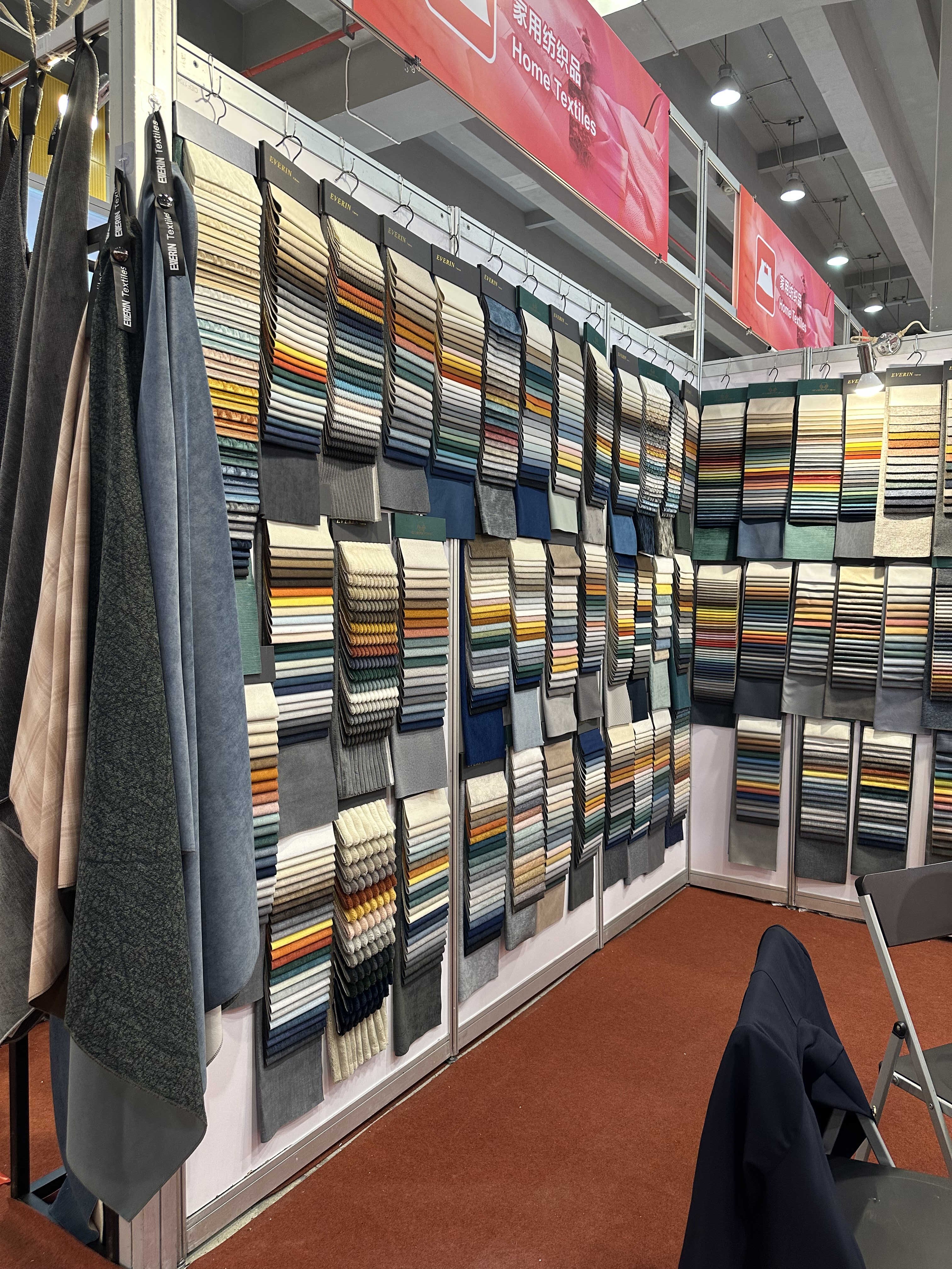Compania noastră a participat cu succes la Târgul de import și export din China și a extins noi oportunități pe piața internațională